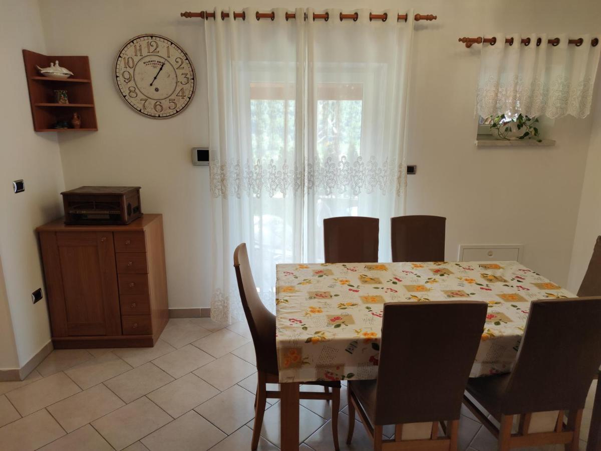 Apartment Wine & Olive Oil Mofardin Koper városi község Kültér fotó