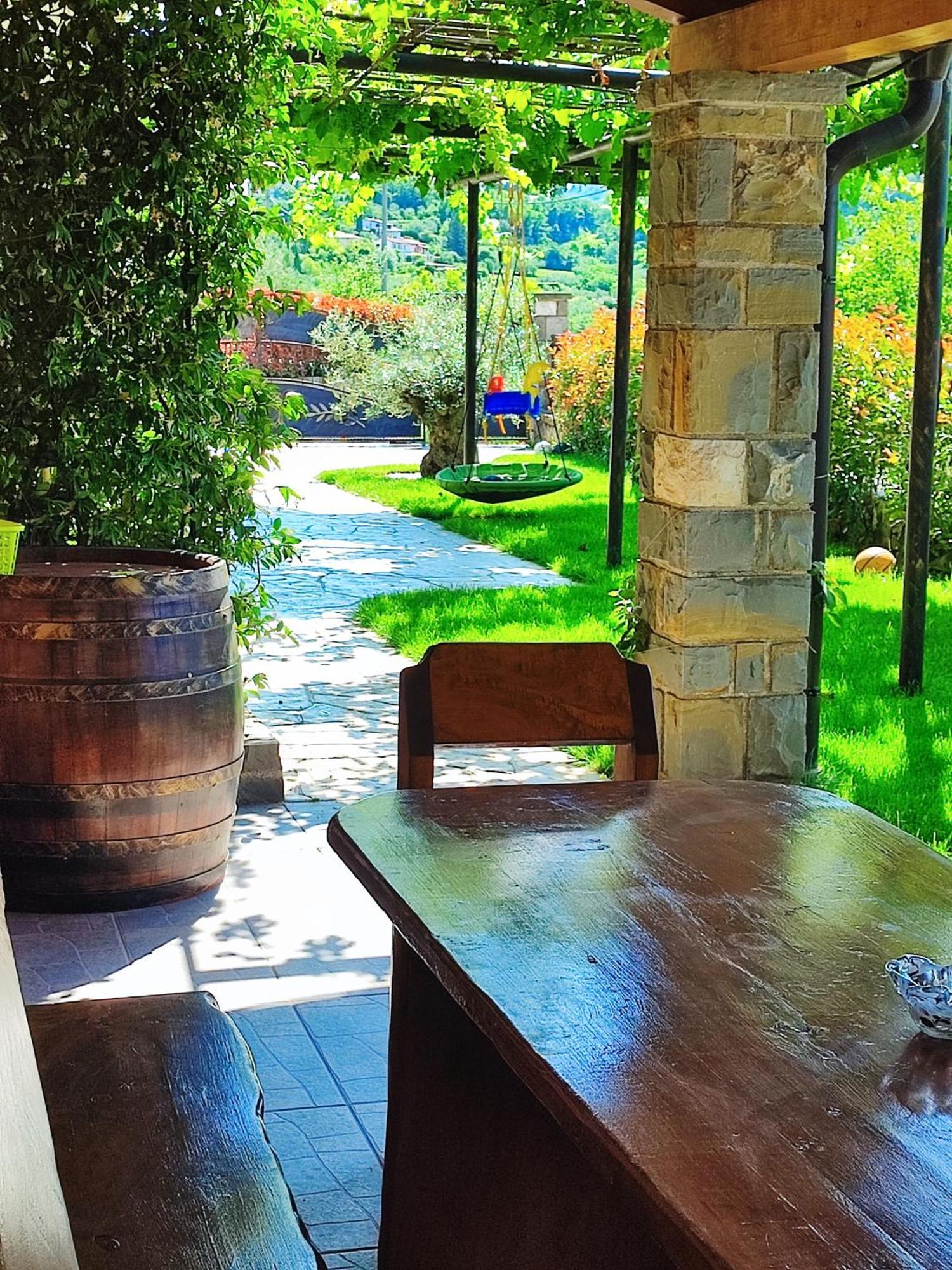 Apartment Wine & Olive Oil Mofardin Koper városi község Kültér fotó